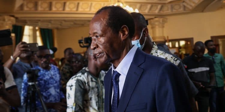 Blaise Compaoré demande pardon