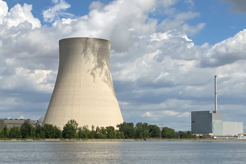 L’État du Rwanda se lance dans la construction d’un réacteur nucléaire civil pour répondre à ses besoins énergiques