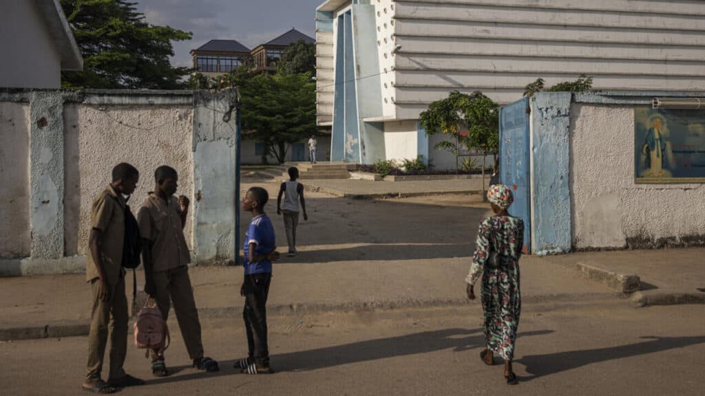 Congo-Brazzaville : Des ONG lancent une collecte de fonds pour financer une plainte contre la corruption