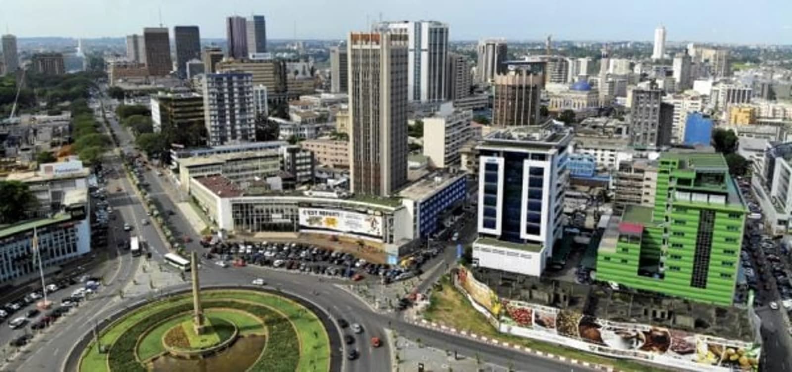 Côte d’Ivoire : L’agence Fitch Ratings maintient la note de crédit du pays à BB-, confirmant sa solidité économique
