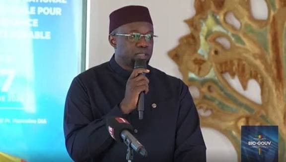 Sénégal : Le gouvernement promet une baisse des prix de l’électricité, du gaz et du carburant sans creuser la dette