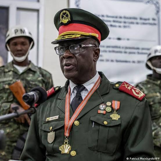 Guinée-Bissau : 72 heures après le coup d’État, les militaires nomment un nouveau Premier ministre, Sonko dénonce une « combine »