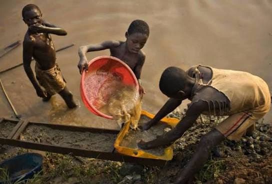 Côte d’Ivoire : Orpaillage illégal, l’éternelle bataille de l’État contre un phénomène aux conséquences environnementales désastreuses