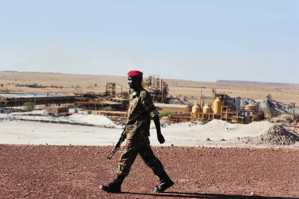 Niger : Le Général Abdourahamane Tiani retire le permis d’exploitation d’un important gisement d’uranium à une entreprise française