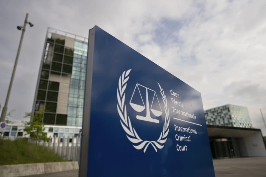 Côte d’Ivoire : La CPI annonce la fermeture de son bureau à Abidjan en 2025, le gouvernement se réjouit de la décision