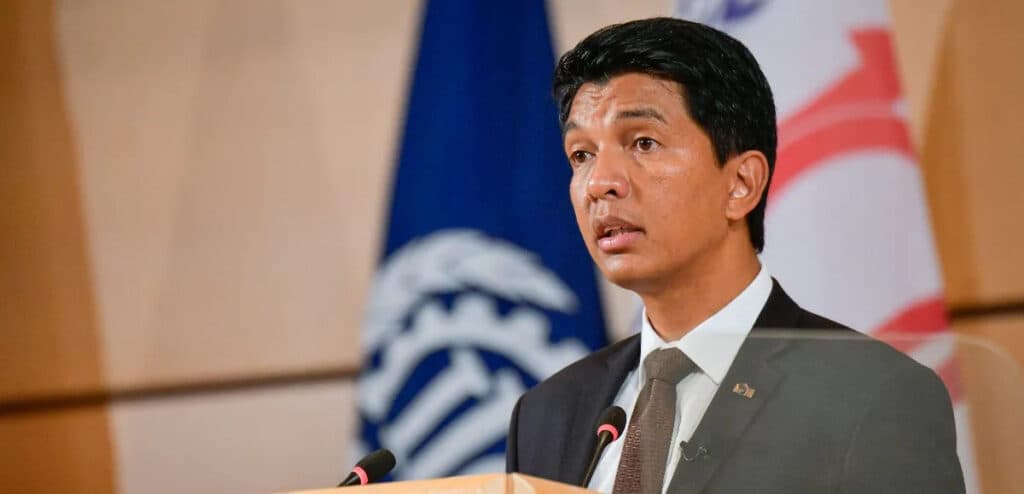 Madagascar : Andry Rajoelina dissout son gouvernement face aux manifestations massives contre les coupures d’eau et d’électricité