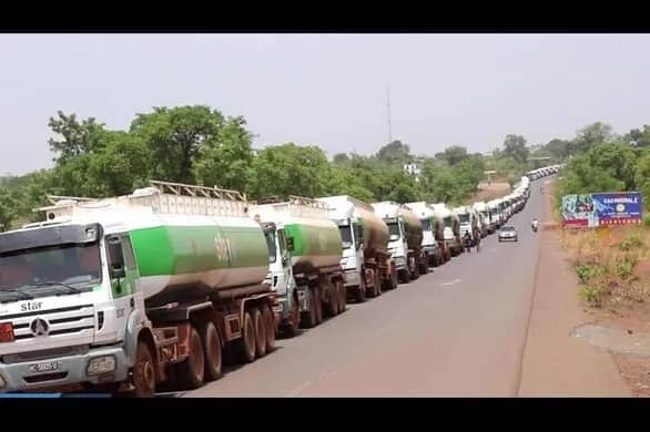 Niger : Pour avoir refusé d’acheminer du carburant vers le Mali, une trentaine de transporteurs lourdement sanctionnés par les autorités