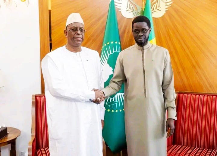 Sénégal : En campagne pour le poste de S.G de l’ONU, Macky Sall effectue un retour remarqué à Dakar et rencontre Bassirou Diomaye Faye