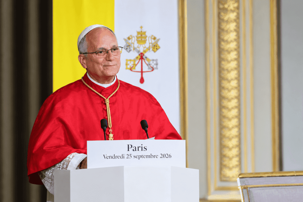 France : Depuis l’Élysée, Léon XIV exhorte Paris à œuvrer pour la paix face aux « bruits de bottes » dans le monde