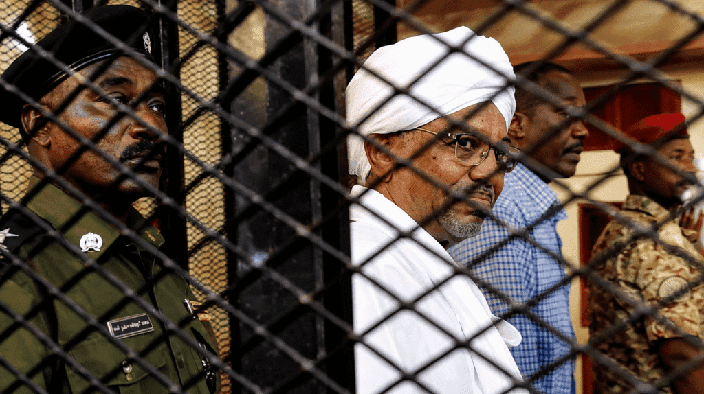 Soudan : Détenu et affaibli, Omar el-Béchir sollicite des soins à l’étranger malgré son mandat d’arrêt de la CPI